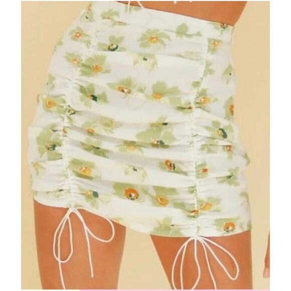 Verge Girl Floral Mini Skirt Size AU6/US2 - Picture 1 of 5